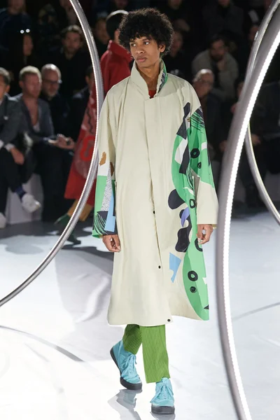 Look 31